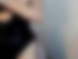Live cam show with moniquehicks - Hispanic on Mixed Magazine Live