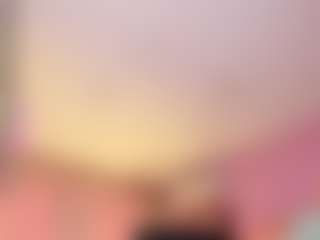 Live cam show with Miss Carolinne 666 - Average on Camsoda