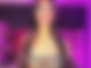 Miss Carolinne 666's Live Sex Cam Show