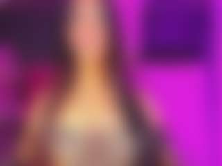 Miss Carolinne 666's Live Sex Cam Show