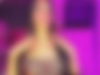 Show in cam erotica live di Miss Carolinne 666