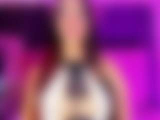 Live cam show with Miss Carolinne 666 - Black Hair on fapnchat