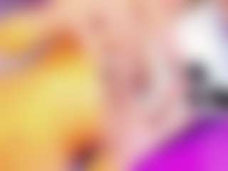 Miss Carolinne 666's Live Sex Cam Show