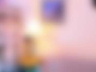 Live cam show with Camila Vasquezz - Latina on Mixed Magazine Live