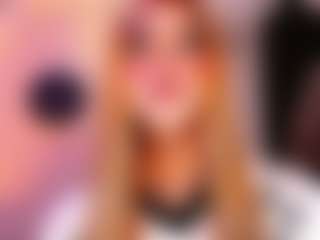 Live cam show with Camila Vasquezz - Latina on Instabang
