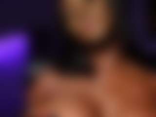 Ms-K MILF webcam performer live streaming
