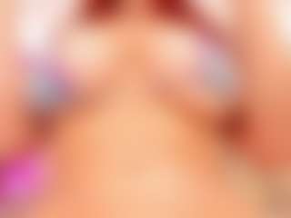 LUNA CHERRY's Live Sex Cam Show
