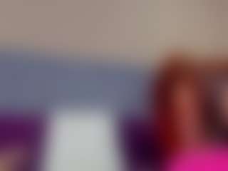 LUNA CHERRY's Live Sex Cam Show
