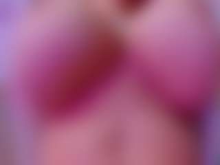 Live cam show with LUNA CHERRY - Ass To Mouth on Camsoda