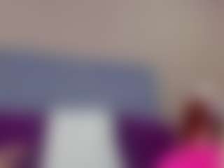 LUNA CHERRY's Live Sex Cam Show