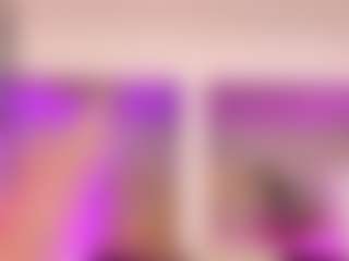 LUNA CHERRY's Live Sex Cam Show