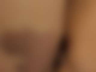 Live cam show with LUNA CHERRY - Nipple Piercings on AdultVida.com
