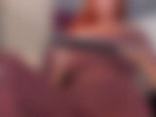 Live cam show with LUNA CHERRY - Bedroom Red Hair on Camsoda