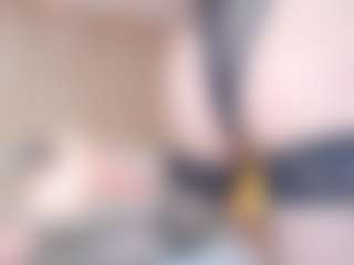 Live cam show with EdaBonne - Small Ass on Fling VIP Chat