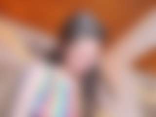 Live cam show with EdaBonne - Living Room on intimatelivegirls.com