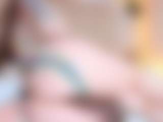 Live cam show with EdaBonne - Thin on madthumbs