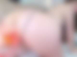 Live cam show with EdaBonne - Small Ass on WildCum