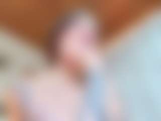 Live cam show with EdaBonne - Living Room on Fit Hotties