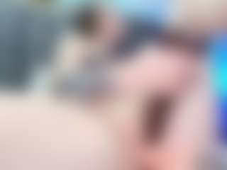 Spettacolo in cam dal vivo con EdaBonne - Flashing su Camsoda