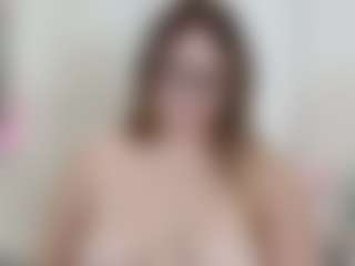 Emily-hilton11's Live Sex Cam Show