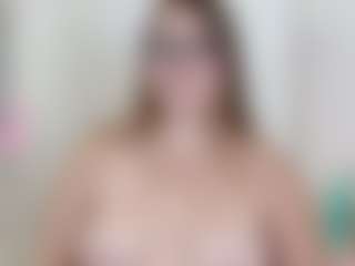 Emily-hilton11's Live Sex Cam Show