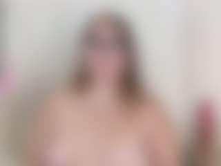 Emily-hilton11's Live Sex Cam Show