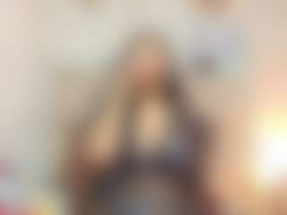 Marcela-Toca MILF webcam performer live streaming