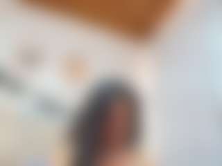 Marcela-Toca MILF webcam performer live streaming
