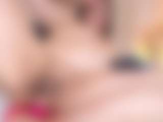 Rachele-x's Live Sex Cam Show