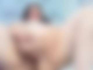 Live cam show with Rachele-x - Solo on liverealitysex.com