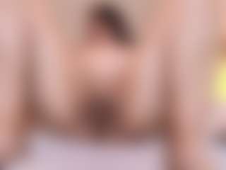Rachele-x's Live Sex Cam Show
