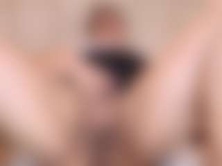 Rachele-x's Live Sex Cam Show
