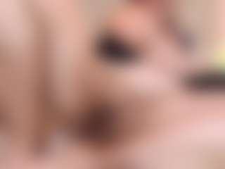 Live cam show with Rachele-x - BBW MILF on Dolls Live