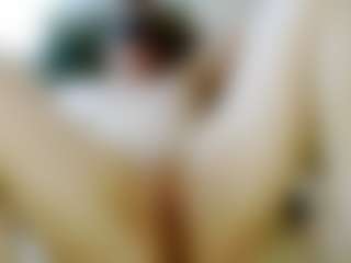 SquirtyMayaGold's Live Sex Cam Show