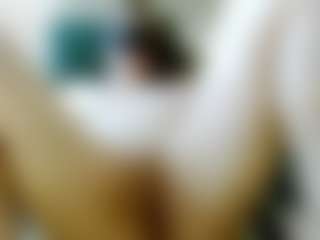 SquirtyMayaGold's Live Sex Cam Show