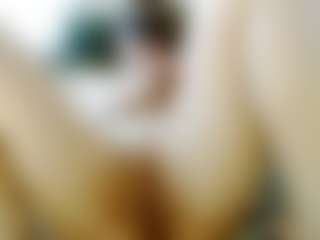 SquirtyMayaGold's Live Sex Cam Show