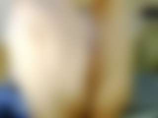 Live cam show with SquirtyMayaGold - Gape on googirlz