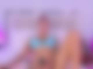 Live cam show with Pretty Val - Spy Mature on WildCum