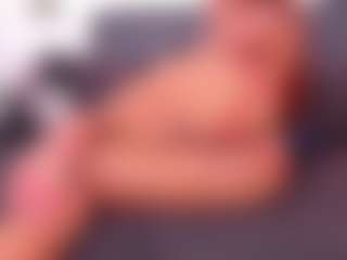 Live cam show with Sofia - Double Penetration on Dolls Live
