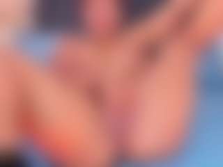 Live cam show with Sofia - Ebony Fetish on sexylive.show