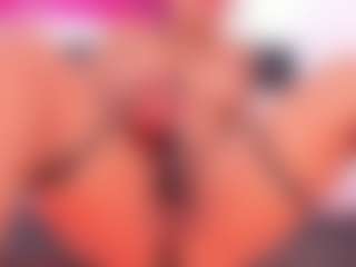 Live cam show with Sofia - Black Petite on Camsoda | colombia