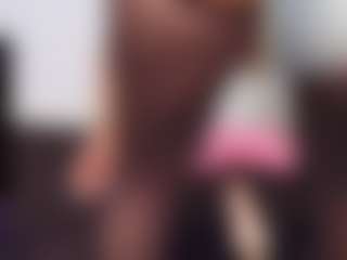 Live cam show with AIDAWILLIAM - Living Room on CamClone