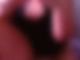Live cam show with Hanna-passion - Middle Aged on camwithhim.com