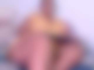 Live cam show with Hanna-passion - Bedroom Mature on Dare Cams
