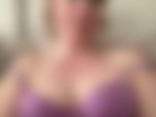 naughty-rosie's Live Sex Cam Show