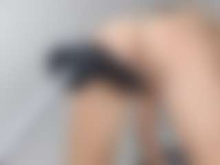 Live cam show with bibijolie - Fuck Machine on Camsoda