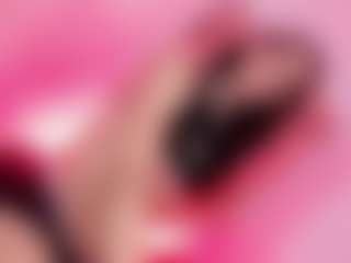 MiikaelaOrtiz's Live Sex Cam Show
