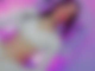 Live cam show with MiikaelaOrtiz - Spank on Camsoda