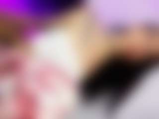 Live cam show with MiikaelaOrtiz - Tiny Tits on Camsoda