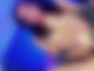 MiikaelaOrtiz's Live Sex Cam Show